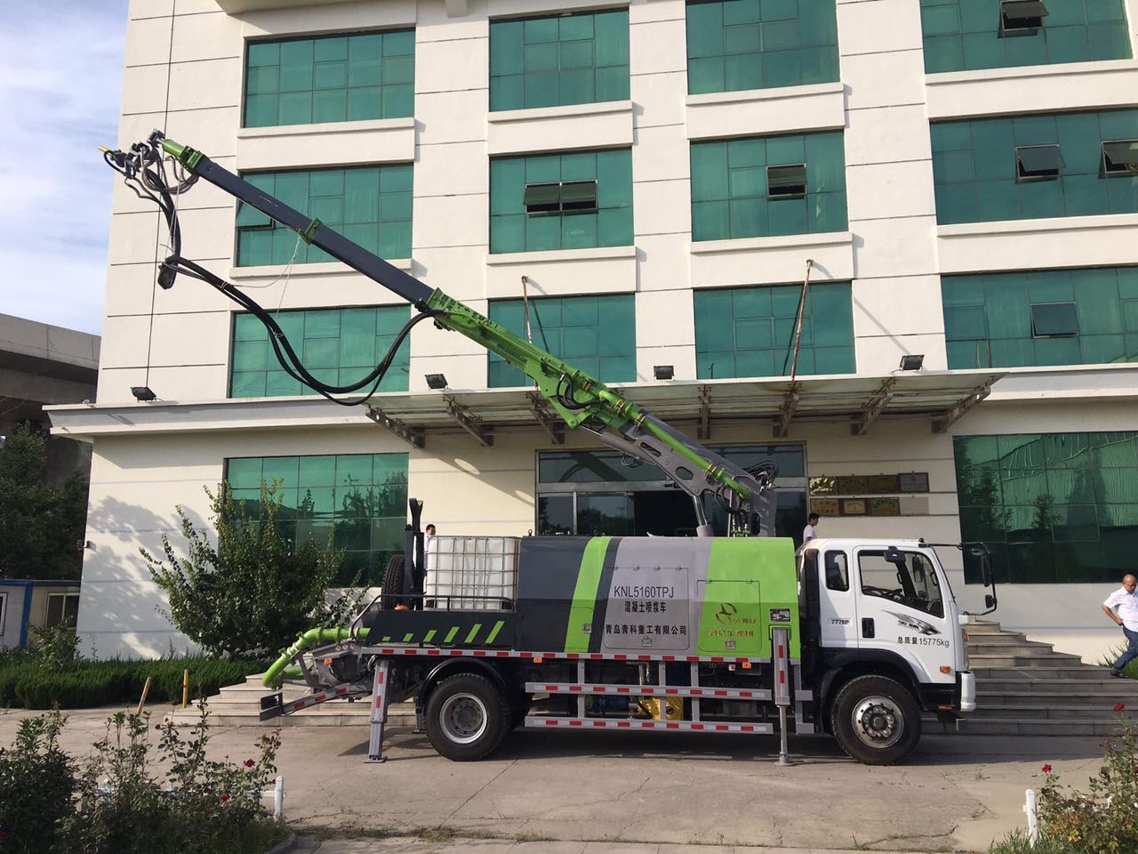 青科重工湿喷台车湿喷机台车 青科重工湿喷台车湿喷机台车